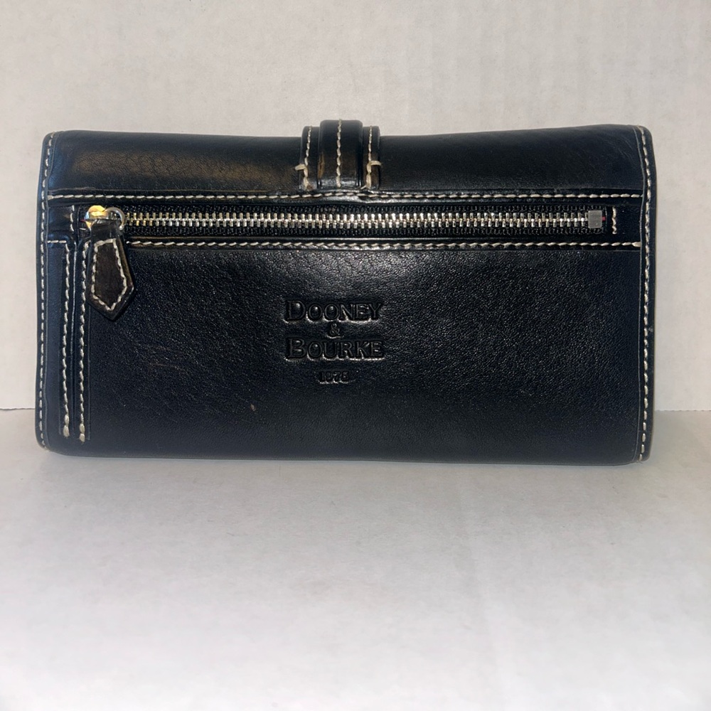 Dooney & Bourke Black Leather Wallet with Zip Detail